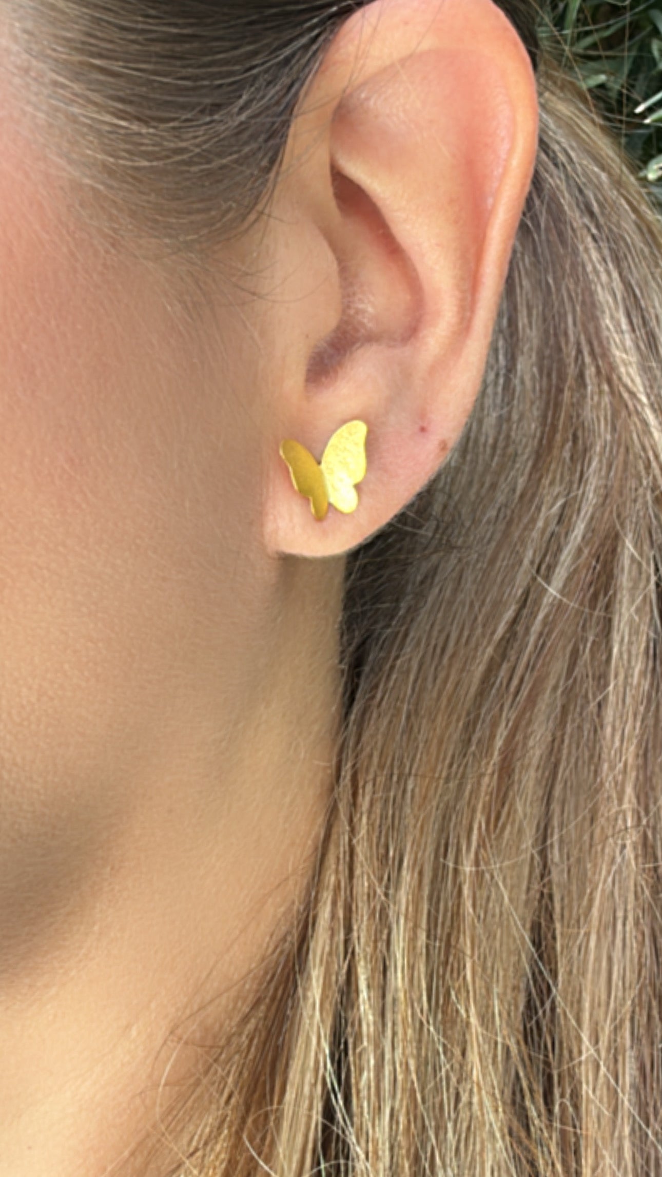 Monarch Studs Gold