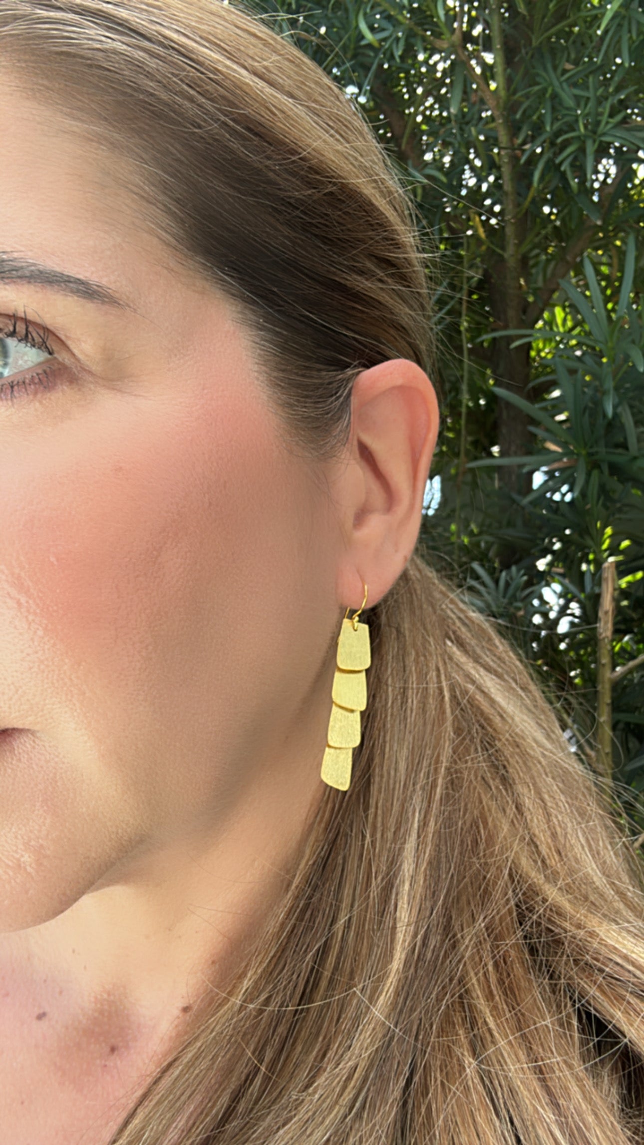 Trayken Earrings Gold