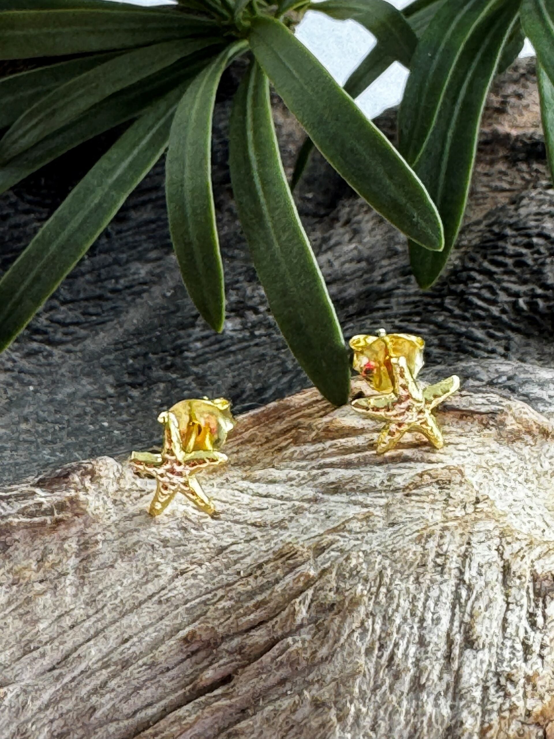 Ibrat Earrings Gold